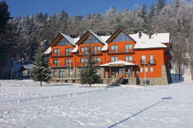 Hotel Salamandra Hoczew Exterior foto